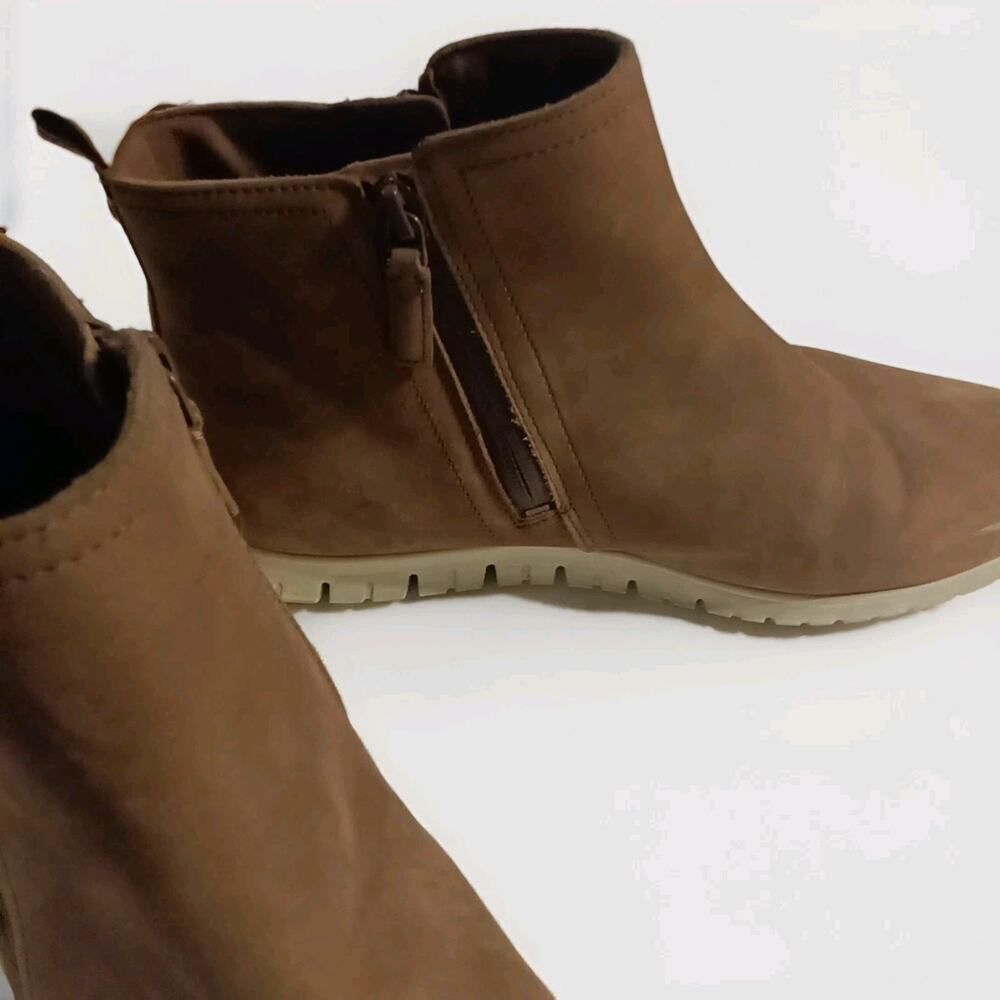 Cole Haan Women ZeroGrand Waterproof Side Zip Boots Brown Suede Ankle Boots 10B - Picture 5 of 8